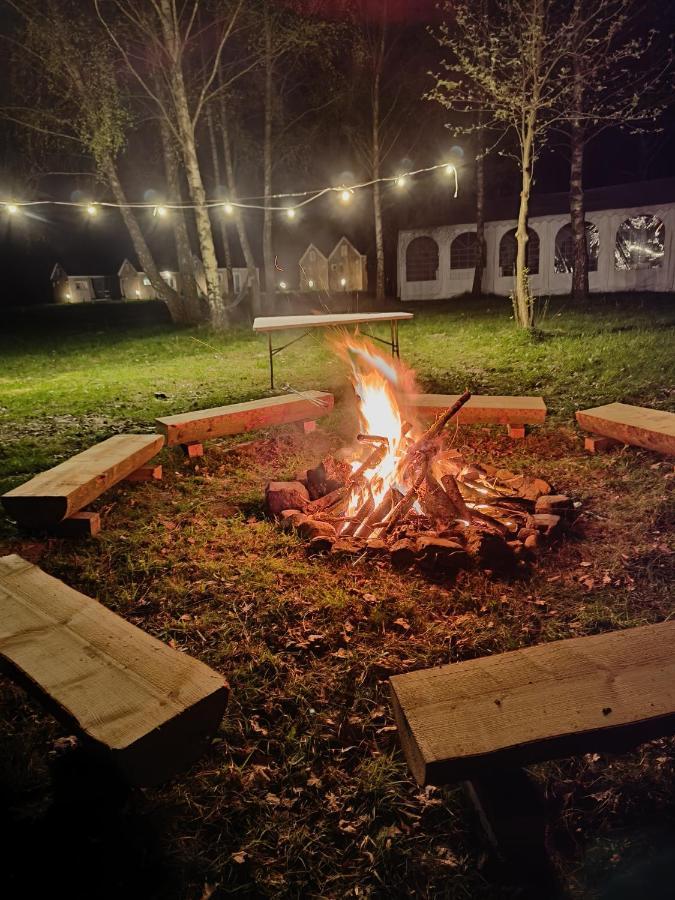 Zagajnik Country Camp Obok Suntago Villa Grabce-Towarzystwo Екстериор снимка